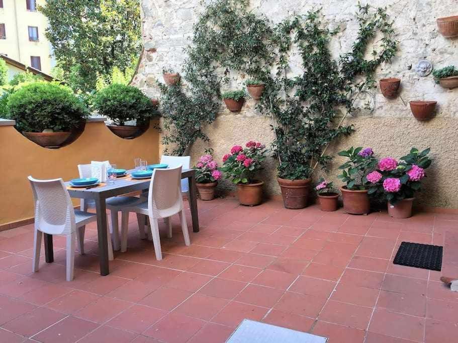 Santa Croce Elegant With Garage Apartman Firenze Kültér fotó
