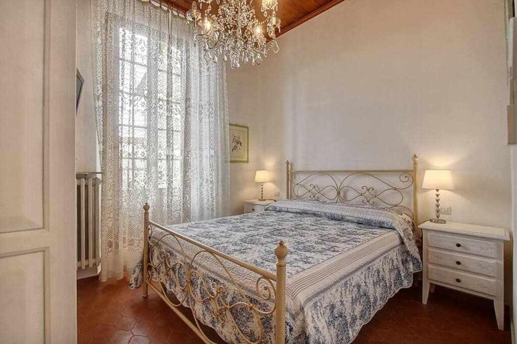 Santa Croce Elegant With Garage Apartman Firenze Kültér fotó