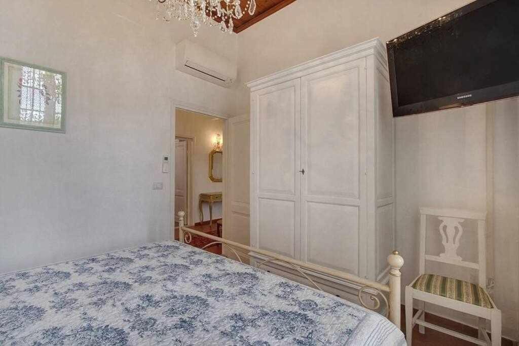 Santa Croce Elegant With Garage Apartman Firenze Kültér fotó